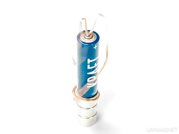 Posílení elektromotoru dalším magnetem