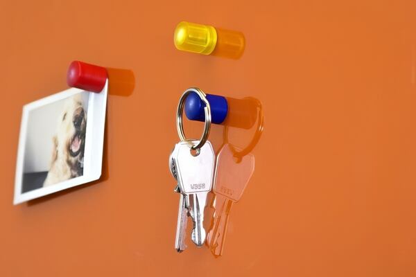 Praktické magnety na ledničku